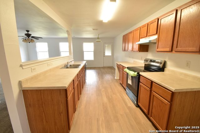 Listing photo id 11 for 1510 June Berry