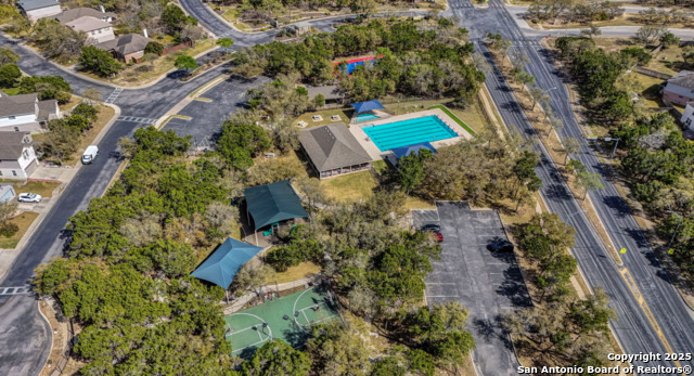 Listing photo id 28 for 1510 June Berry