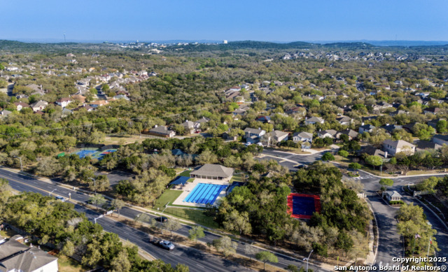 Listing photo id 33 for 1510 June Berry