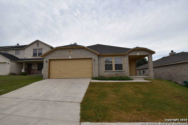 Listing photo id 2 for 1510 June Berry
