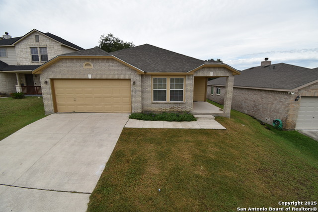Listing photo id 4 for 1510 June Berry