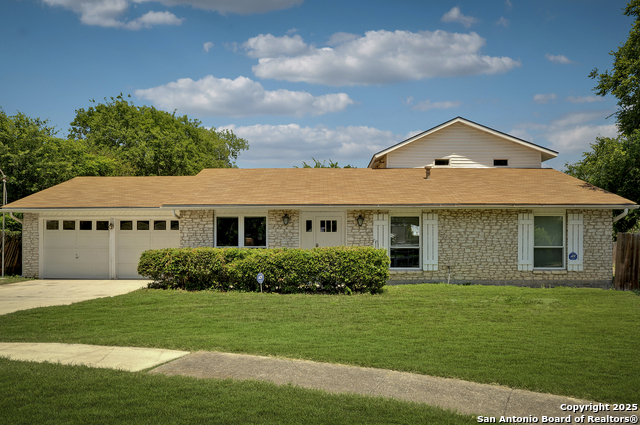 Listing photo id 1 for 8302 Hastings
