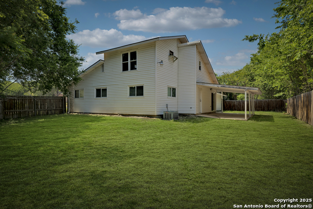 Listing photo id 28 for 8302 Hastings