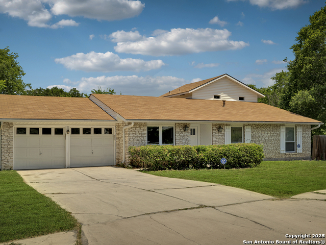 Listing photo id 2 for 8302 Hastings