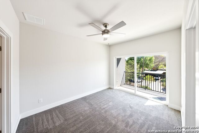Image 18 of 23 For 419 Ira Avenue  1101