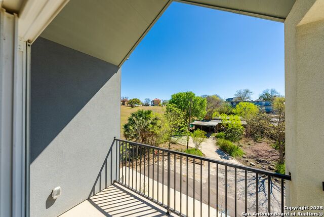 Image 23 of 23 For 419 Ira Avenue  1101
