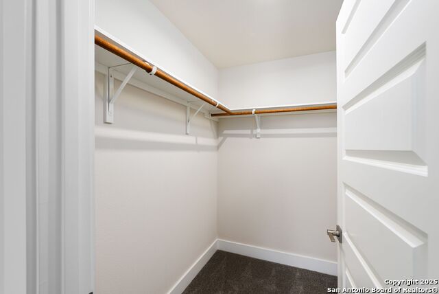 Image 5 of 28 For 419 Ira Avenue  1102