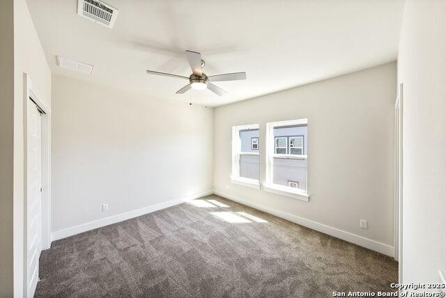 Image 16 of 24 For 419 Ira Avenue  2101