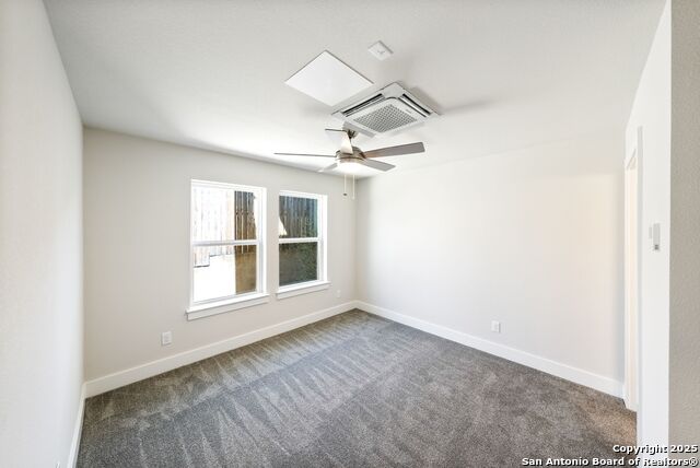 Image 3 of 24 For 419 Ira Avenue  2101
