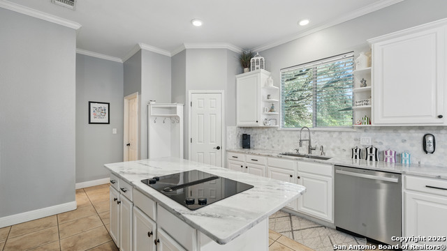 Image 4 of 57 For 212 Wentworth