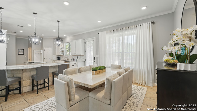 Image 8 of 57 For 212 Wentworth