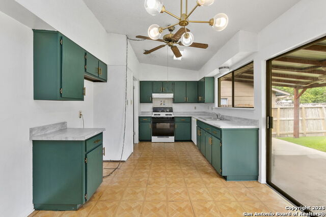 Image 11 of 24 For 609 Jamie Sue Dr