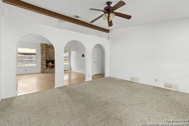 Image 4 of 24 For 609 Jamie Sue Dr