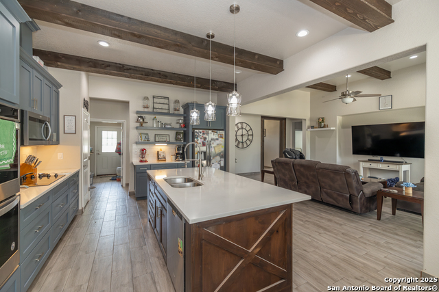 Details for 72 Red Fox  , Poteet, TX 78065