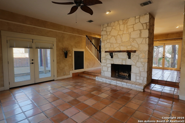 Image 12 of 43 For 14819 River Vista N