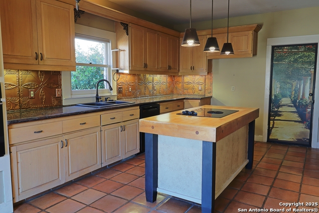 Image 20 of 43 For 14819 River Vista N