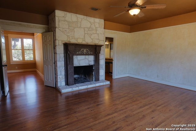 Image 27 of 43 For 14819 River Vista N