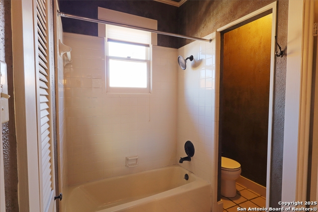Image 37 of 43 For 14819 River Vista N