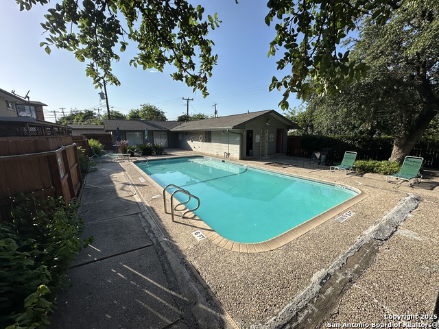 Image 22 of 24 For 105 Silver Sands Dr W 105a