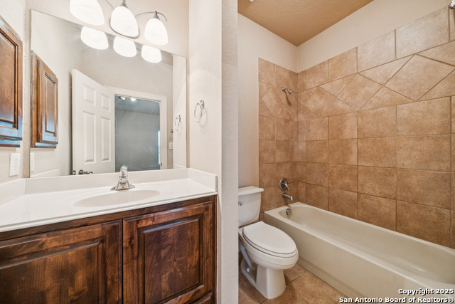 Image 33 of 51 For 1417 Dover Lane