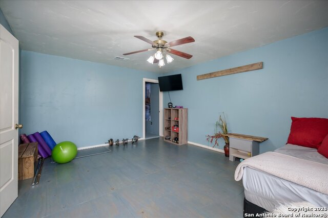 Listing photo id 32 for 1600 Alpine