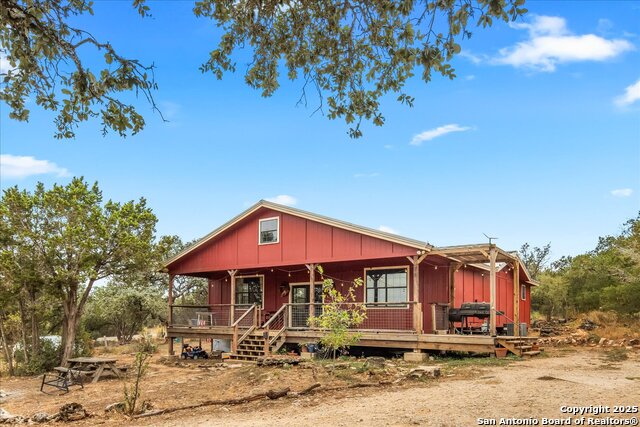 Listing photo id 4 for 1600 Alpine
