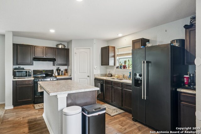 Image 14 of 42 For 5907 Kendall Cove
