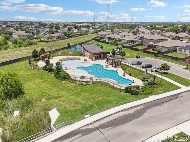Image 33 of 42 For 5907 Kendall Cove