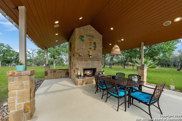 Listing photo id 50 for 7627 Fm 775