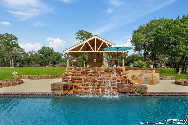 Listing photo id 56 for 7627 Fm 775
