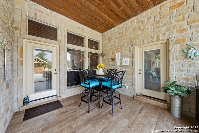 Listing photo id 58 for 7627 Fm 775
