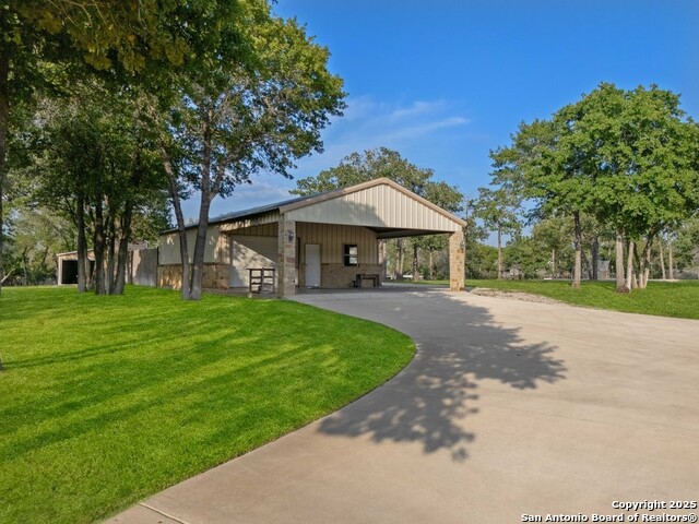 Listing photo id 70 for 7627 Fm 775