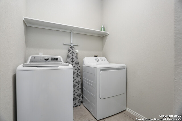 Listing photo id 20 for 7883 Abbey  