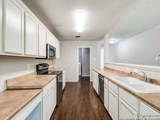 Image 8 of 23 For 11834 Ranchwell Cove