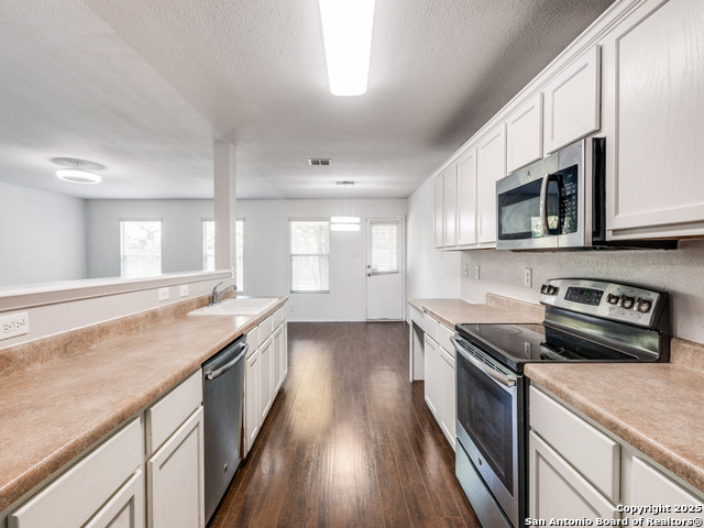 Image 9 of 23 For 11834 Ranchwell Cove