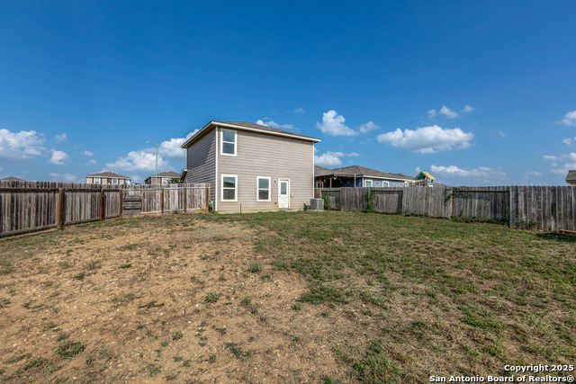 Image 9 of 9 For 2907 Emery  