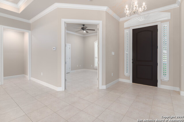 Image 18 of 51 For 647 Oak Creek