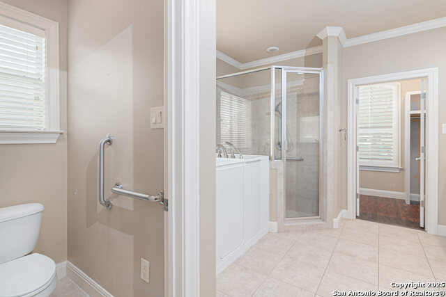 Image 33 of 51 For 647 Oak Creek