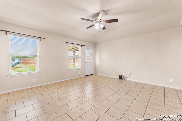 Image 12 of 75 For 10055 Strasbourg