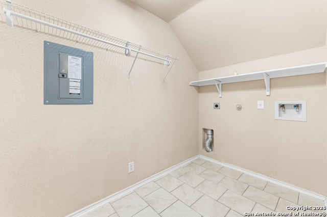 Image 24 of 75 For 10055 Strasbourg