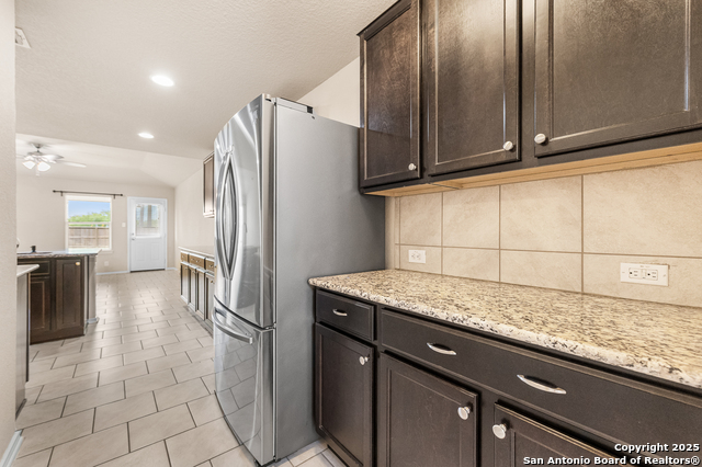 Image 7 of 75 For 10055 Strasbourg