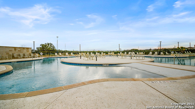 Listing photo id 38 for 22716 Match Play