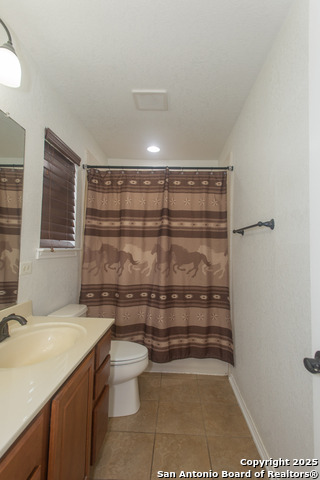 Image 20 of 24 For 4602 Manitou Bay