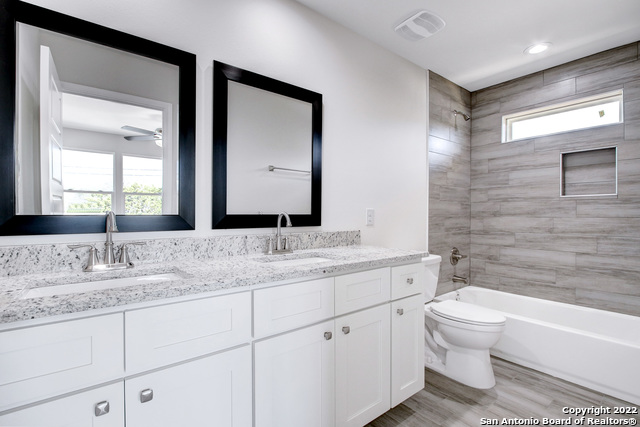 Image 21 of 29 For 2514 Contour Dr