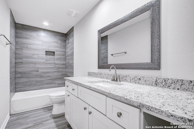 Image 25 of 29 For 2514 Contour Dr