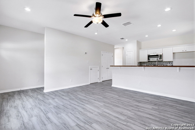 Image 6 of 29 For 2514 Contour Dr