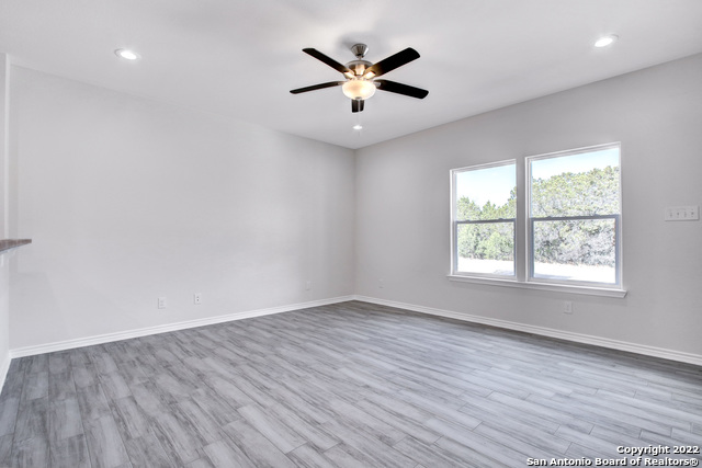 Image 7 of 29 For 2514 Contour Dr