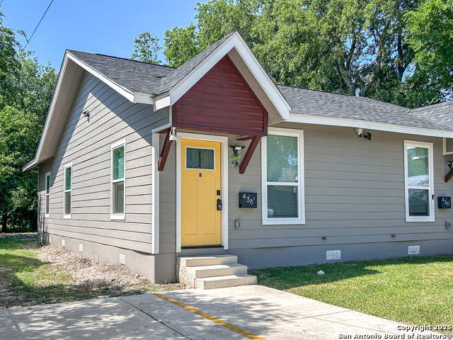 Listing photo id 0 for 438 Gulf