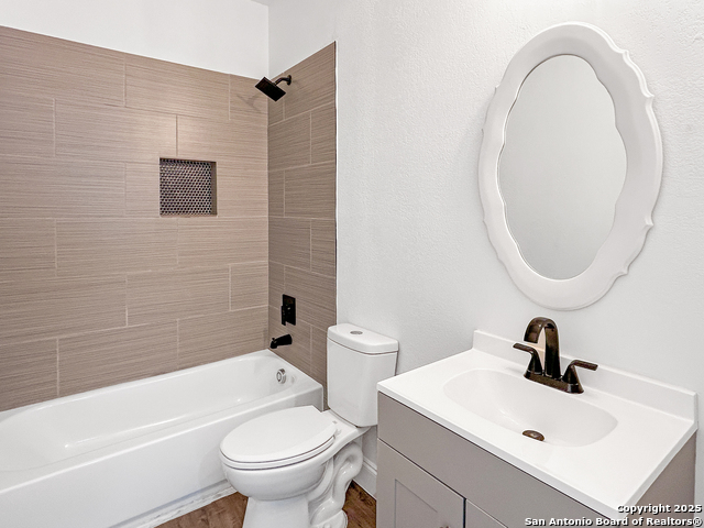 Listing photo id 5 for 438 Gulf