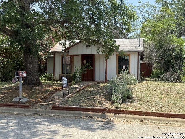 Details for 122 N. Garcia, Pearsall, TX 78061